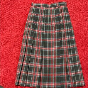 LL Bean Petite Women's Pleated Skirt - Red and Green